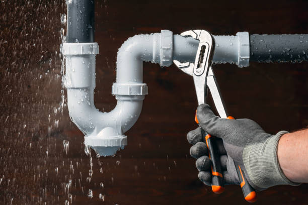 Professional Emergency Plumber technician working in Mora, MN